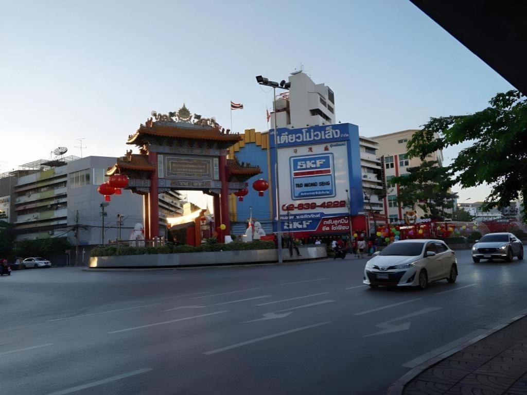 2499 Heritage Chinatown Bangkok Hotel By Roomquest Екстериор снимка