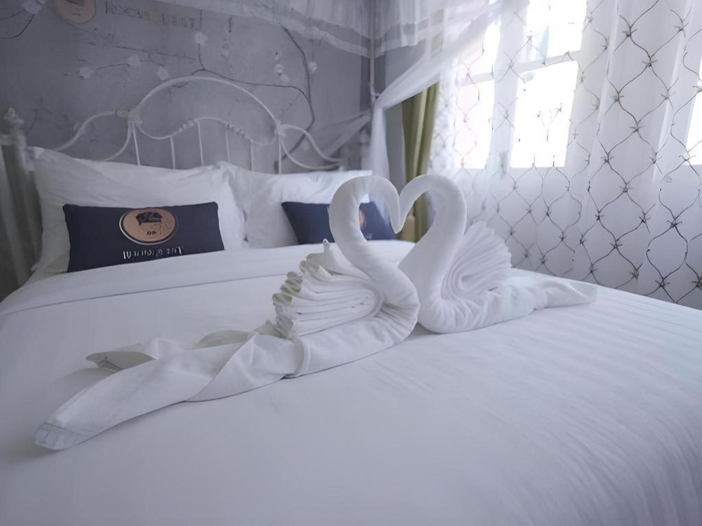2499 Heritage Chinatown Bangkok Hotel By Roomquest Екстериор снимка