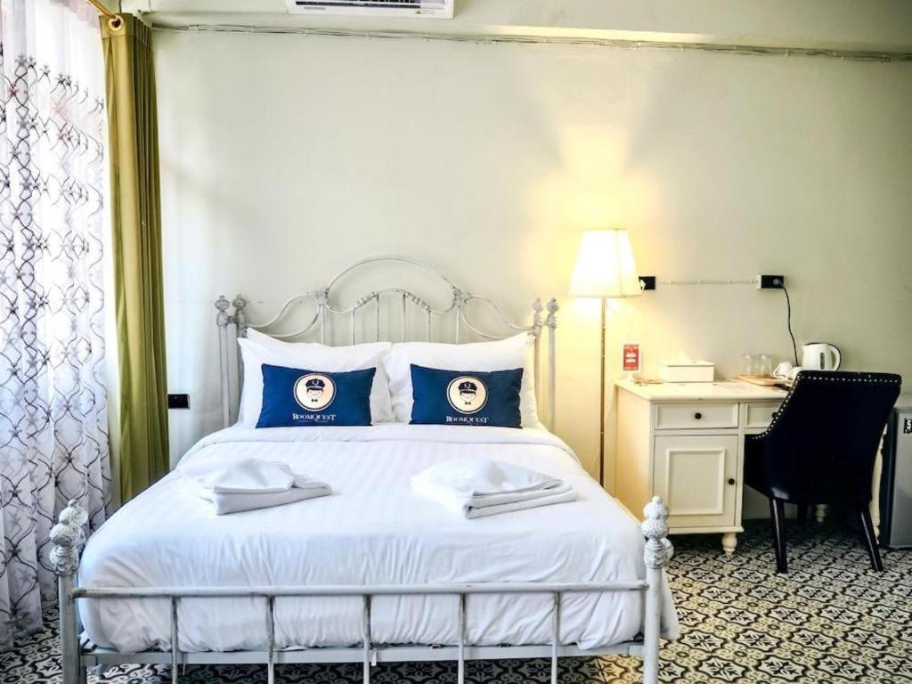 2499 Heritage Chinatown Bangkok Hotel By Roomquest Екстериор снимка