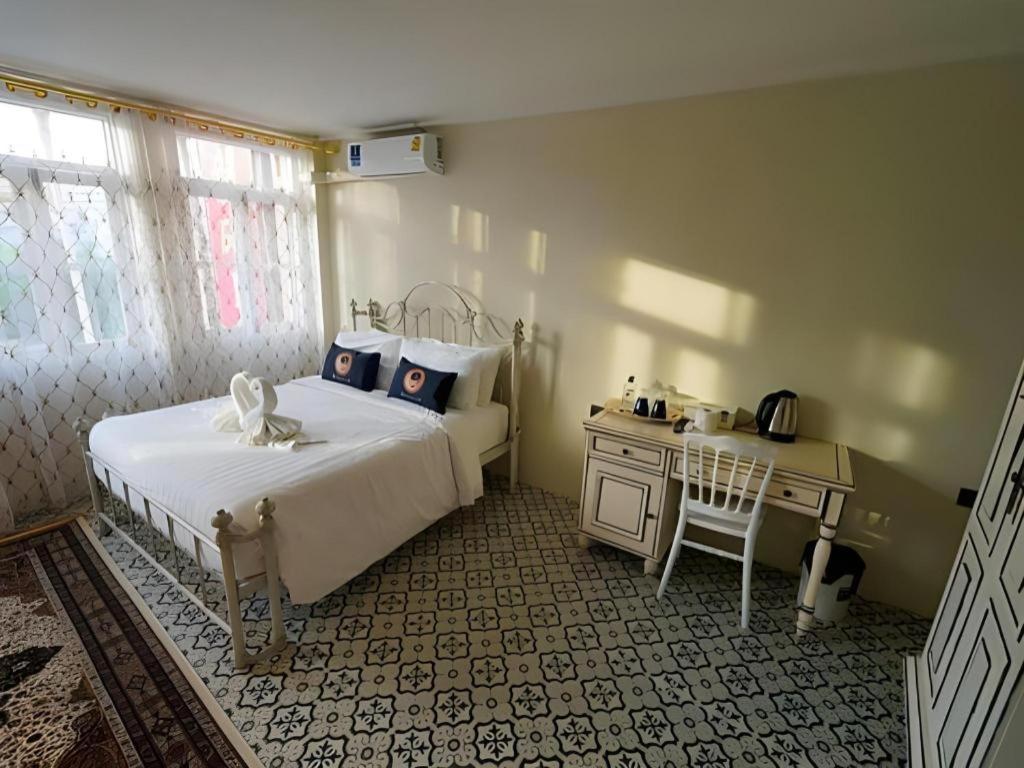 2499 Heritage Chinatown Bangkok Hotel By Roomquest Екстериор снимка